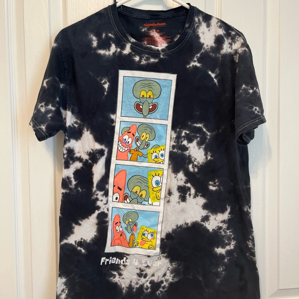 Nickelodeon Black and White Tie-Dye Adult Med T-Shirt. SpongeBob